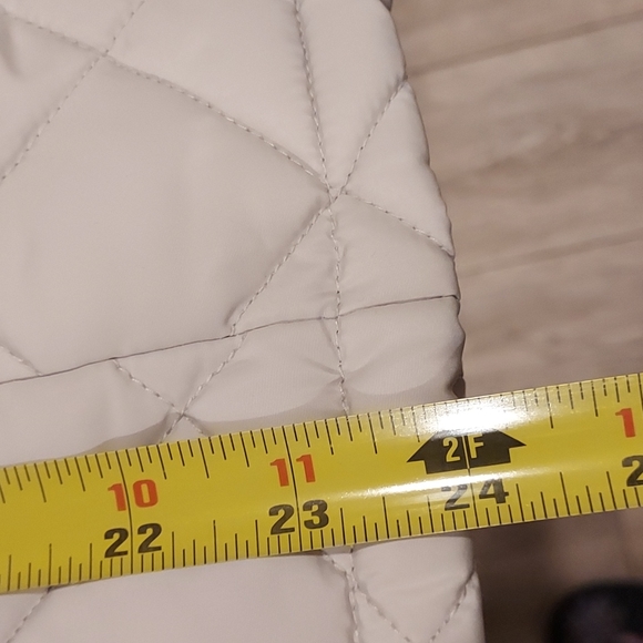 Women's Andrew Marc Quilted Vest Size Large Like New Excellent Condition 💥💥💥 - Picture 7 of 9